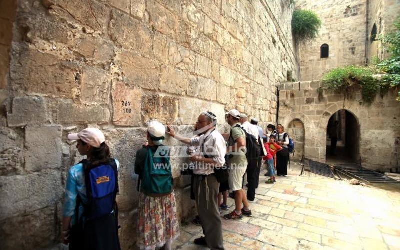 بالصور: مخطط لسرقة حوش "شهابي" قرب الأقصى