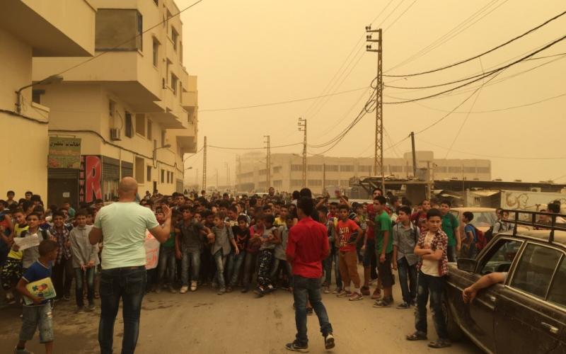 بالصور: اعتصام في "نهر البارد" رفضا للتشكيلات الصفية