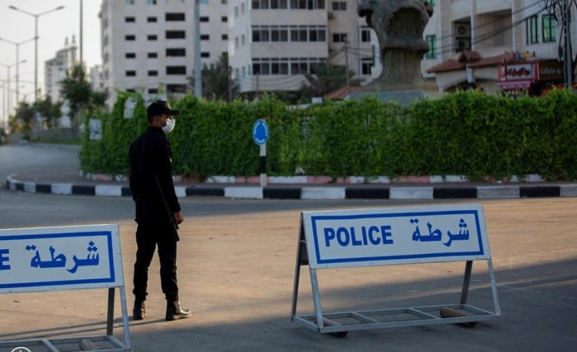 توقيف مسلحين أطلقوا النار في غزة وأصابوا 3 مواطنين