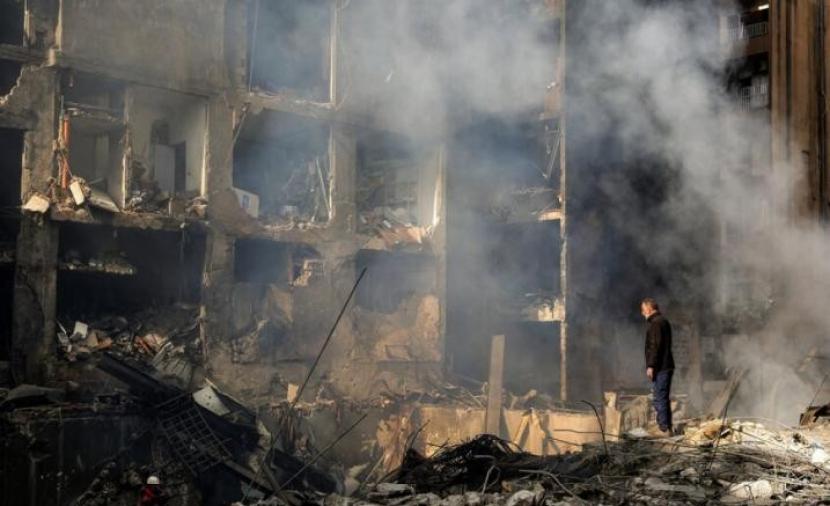 منظمة حقوقية: الغارات الإسرائيلية تهدد بعزل جنوب لبنان إنسانيا