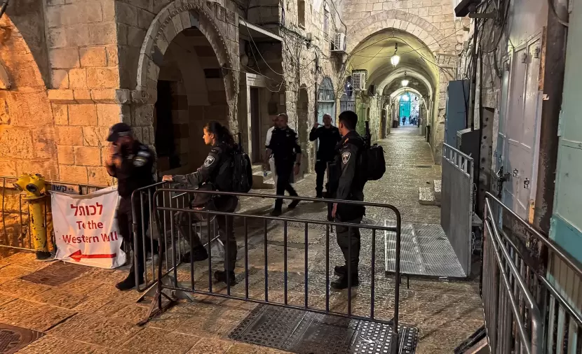 الاحتلال يحوّل القدس إلى ثكنة عسكرية ويقيّد الوصول لكنيسة القيامة