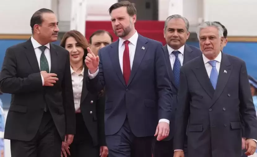 الوفدان الأمريكي والإيراني يغادران إسلام آباد دون التوصل لاتفاق