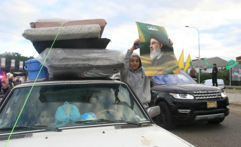 آلاف النازحين يعودون إلى مناطقهم جنوب لبنان والضاحية الجنوبية