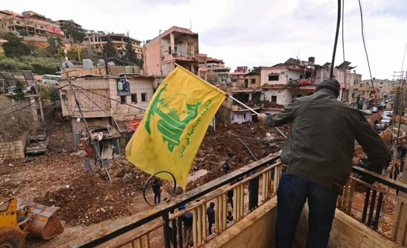 صحيفة عبرية: "فيتو" ترامب يصفع الاحتلال ويُحرّم العودة للقتال في لبنان