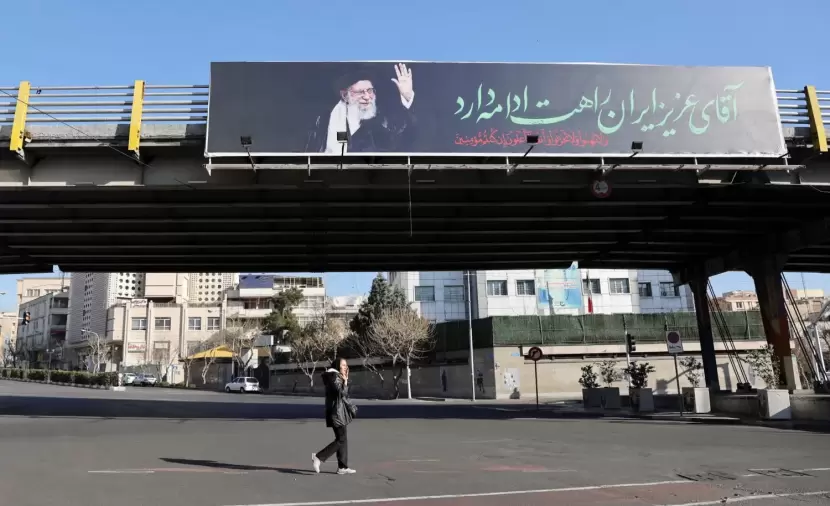 إيران تهدد بإغلاق باب المندب إذا فشلت المفاوضات