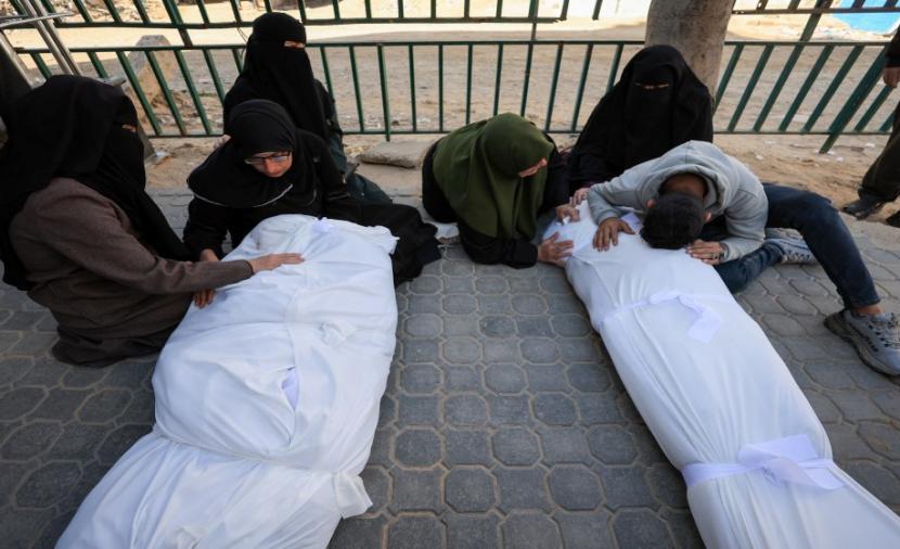 حماس تعقب على استمرار جرائم الاحتلال بغزة.. هذا ما قالته