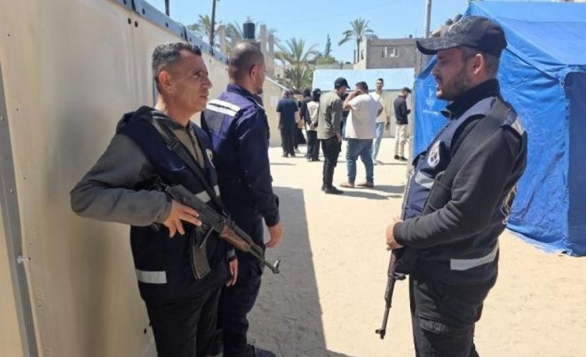 مقتل مواطنة مسنة طعناً داخل مركز لإيواء النازحين بحي تل الهوى في غزة