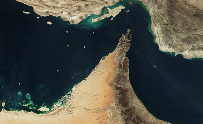واشنطن تستعين بالذكاء الاصطناعي لمواجهة ألغام هرمز