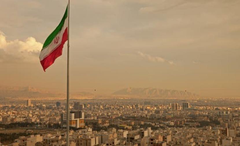 طهران ترى ضعفاً أميركياً وإسرائيلياً وتفرض معادلتها