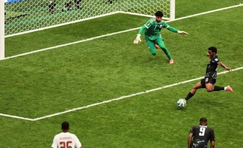 منتخب قطر يتعرض لهزيمة ساحقة في مونديال 2026