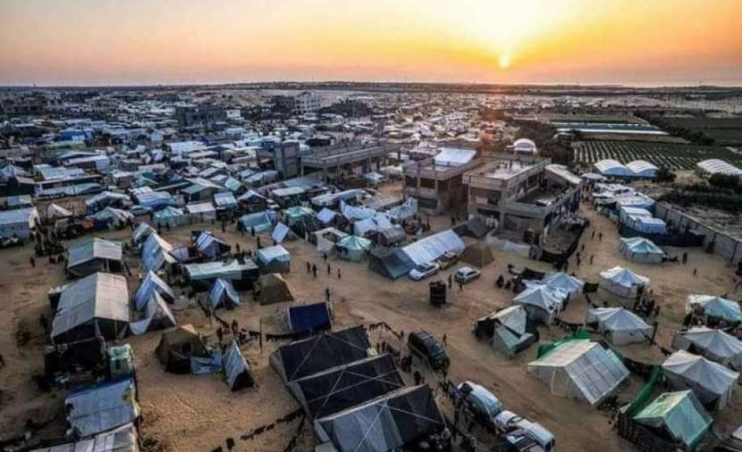 الطقس: أجواء صافية وشديدة الحرارة