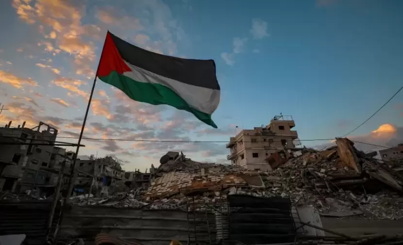 صحيفة: لجنة إدارة غزة ترفض التجاوب مع دعوات الفصائل للتوجه إلى القطاع