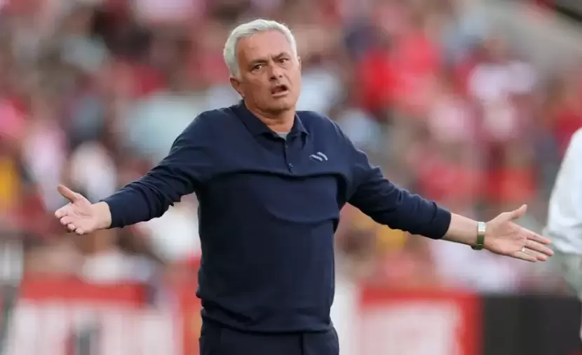 نجم ريال مدريد يفاجئ جوزيه مورينيو