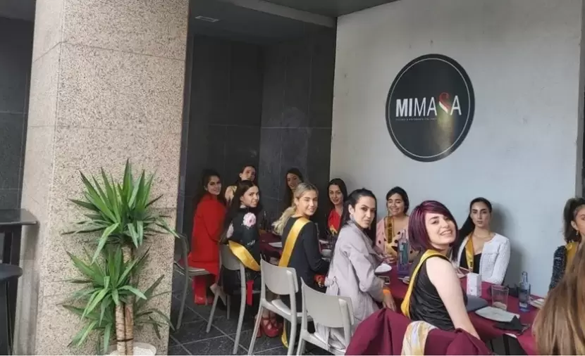 مطعم إسباني يضاعف عدد زبائنه ثلاث مرات بعد طرده سياحاً إسرائيليين