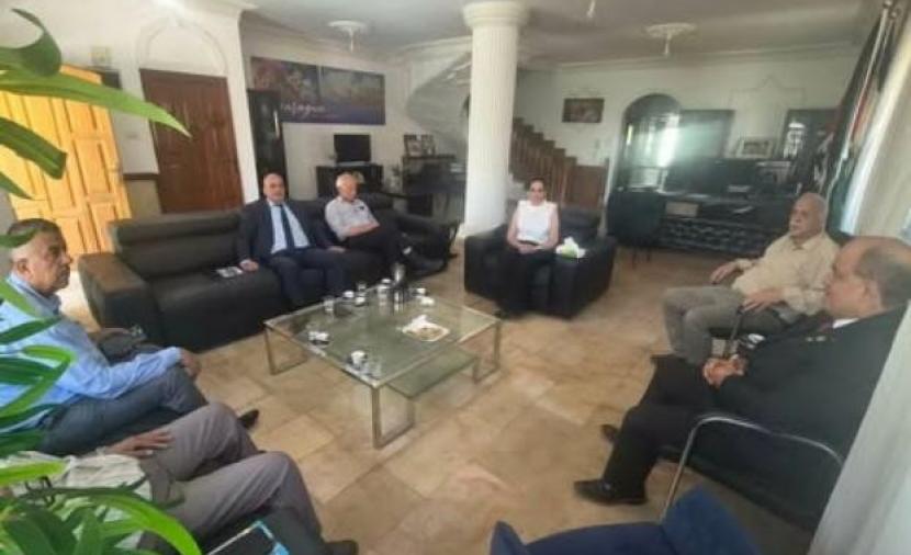 وفد مقدسي يطلع سفير نيكاراغوا على تصاعد انتهاكات الاحتلال في القدس