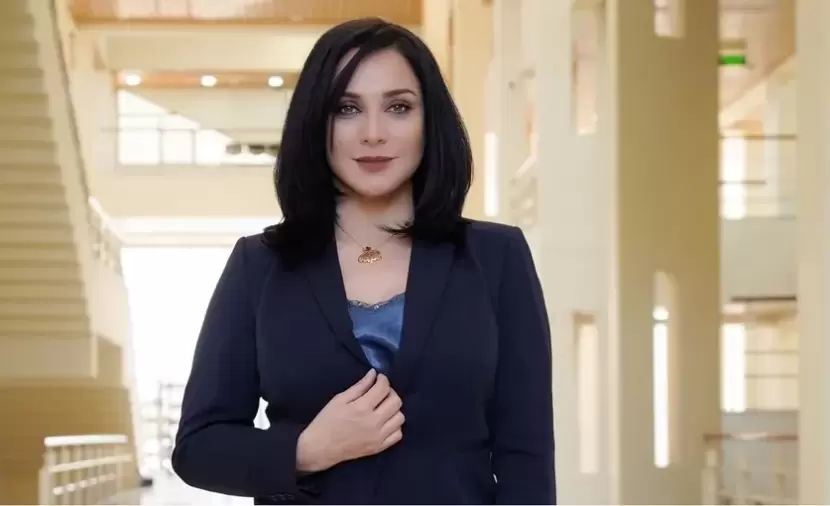 هل التقت سلاف فواخرجي بـ"ماهر الأسد" في موسكو؟
