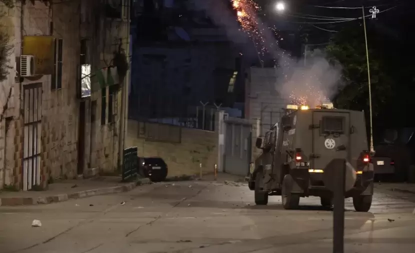 الاحتلال يحقق ميدانيا مع العشرات في المغير ودير أبو مشعل وجمالا