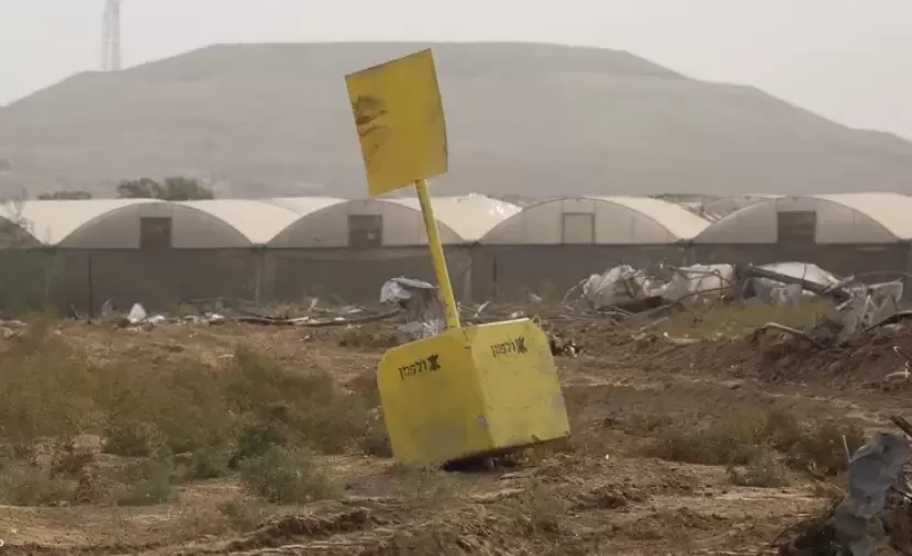 الاحتلال يقدم "الخط الأصفر" شرقي دير البلح ويلتهم منازل عائلات فلسطينية
