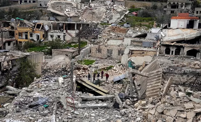 كاتس يتبجح بـ"نموذج رفح": دمّرنا قسراً 24 قرية بجنوب لبنان وأقمنا منطقة عازلة