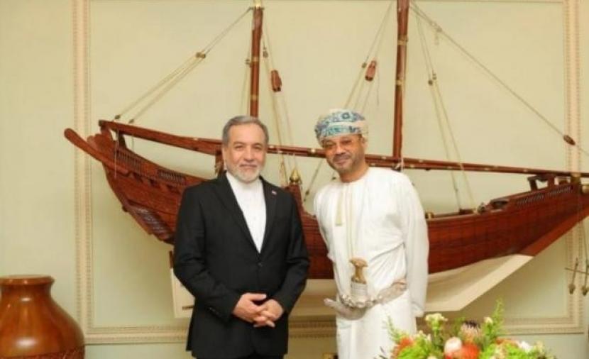 عراقجي يزور سلطنة عُمان غداً على رأس وفد دبلوماسي لبحث ملف مضيق هرمز
