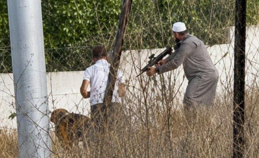 انتقادات حادة لـ "نزال" بعد وصفه التصدي البطولي للمستوطنين في "تل" بـ "الفعل المتهور"