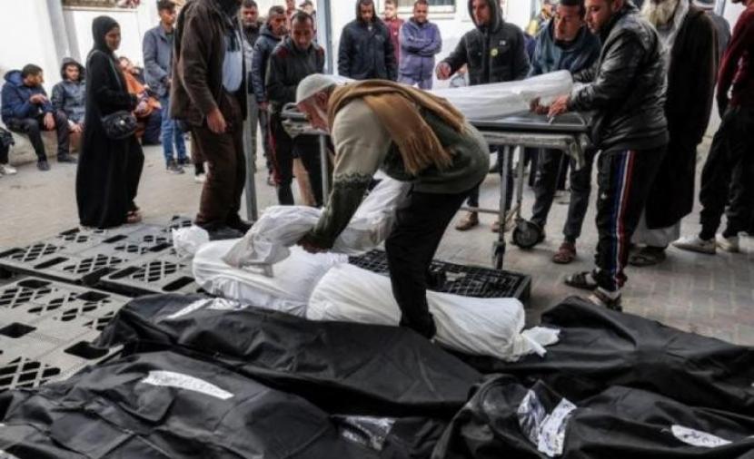 استشهاد مواطنين في قصف الاحتلال شمال ووسط قطاع غزة