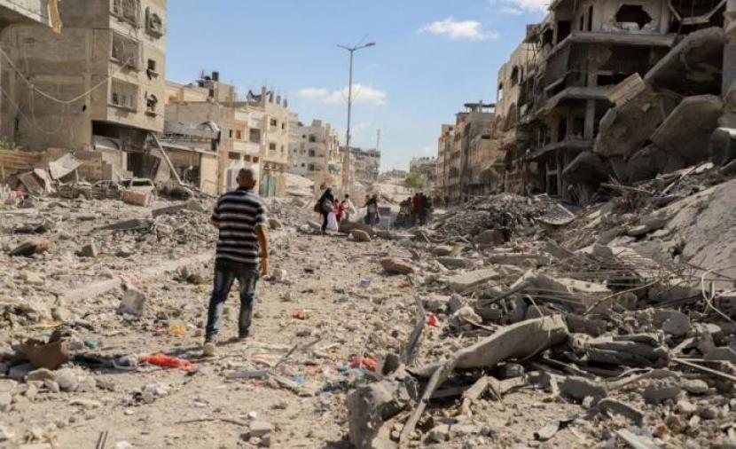 مصادر عبرية: "اتفاق غزة" يتضمن سداد 400 مليون دولار من مستحقات الموظفين والموردين بغزة