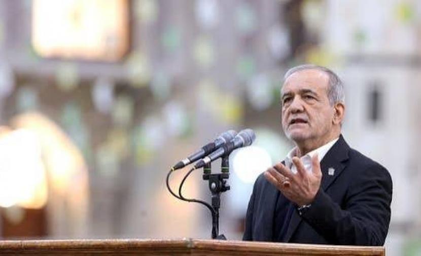 الرئيس الإيراني يهاتف رئيس المكتب السياسي لحركة حماس خليل الحية