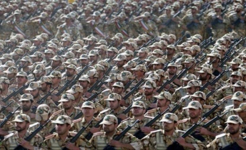 تعيينات جديدة في مناصب عسكرية كبرى في إيران.. تعرف على التفاصيل
