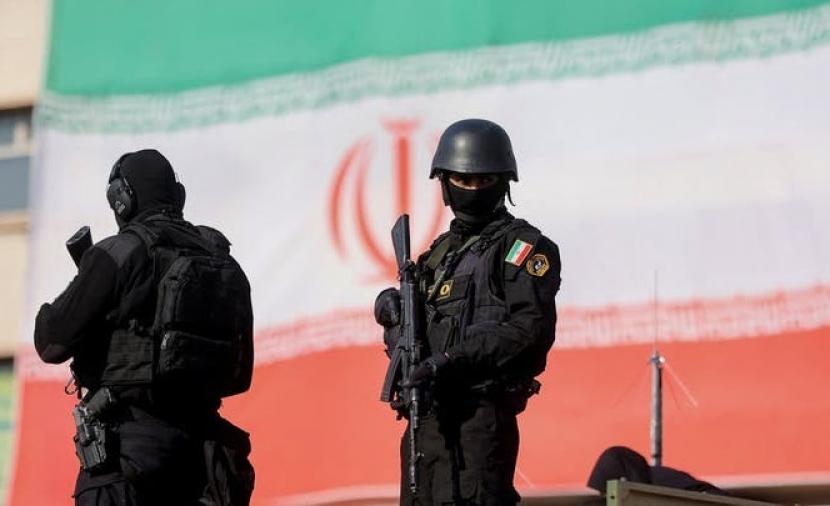 إيران تعدم شخصين بتهمة التعاون مع الموساد خلال الحرب