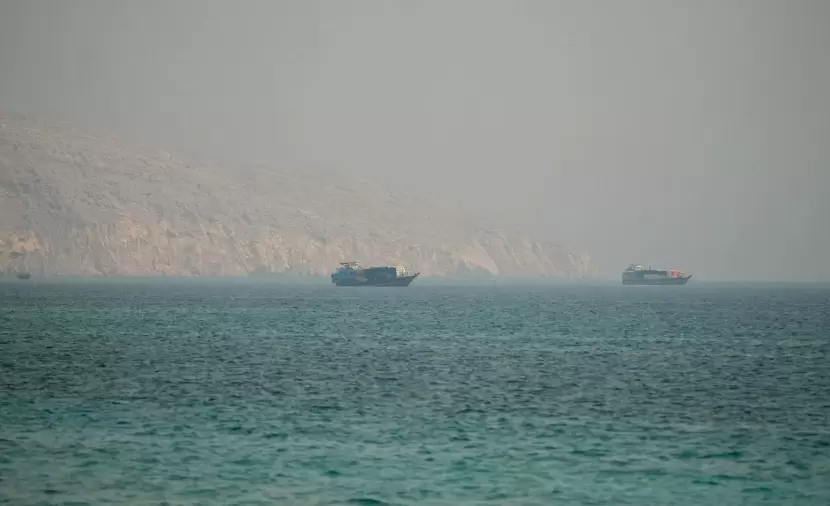 الحرس الثوري يرهن إعادة فتح مضيق هرمز بالقبول الأمريكي الكامل لشروط إيران