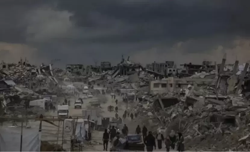 "الغارديان": أحد مخرجي فيلم عن غزة يطالب "بي بي سي" بإعادة توفيره