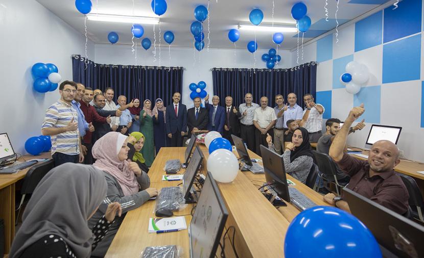 جامعة غزة تفتتح مركز للكفاءة التكنولوجية فلسطين الآن جامعة غزة تفتتح مركز للكفاءة التكنولوجية فلسطين الآن