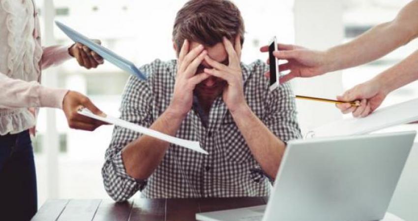 88-105012-stress-at-work_700x400