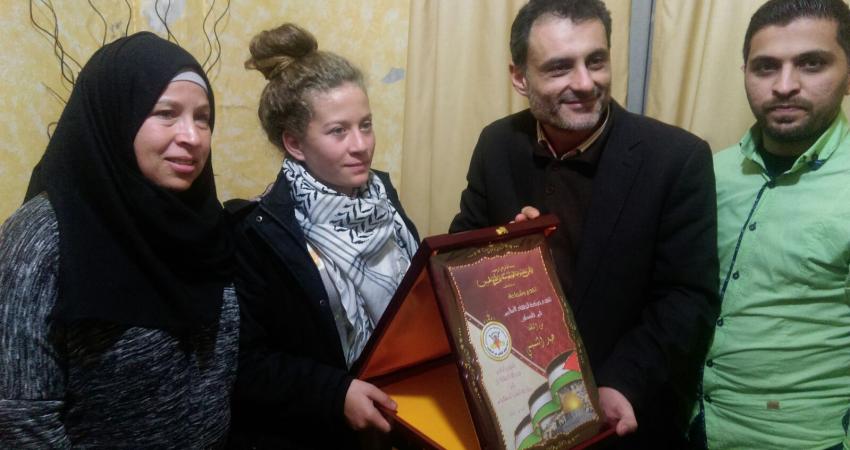  الطفلة عهد التميمي