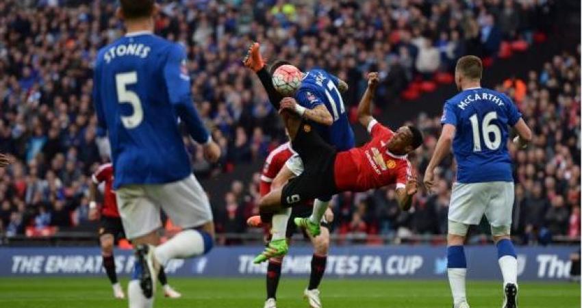 مانشستر يونايتد وإيفرتون