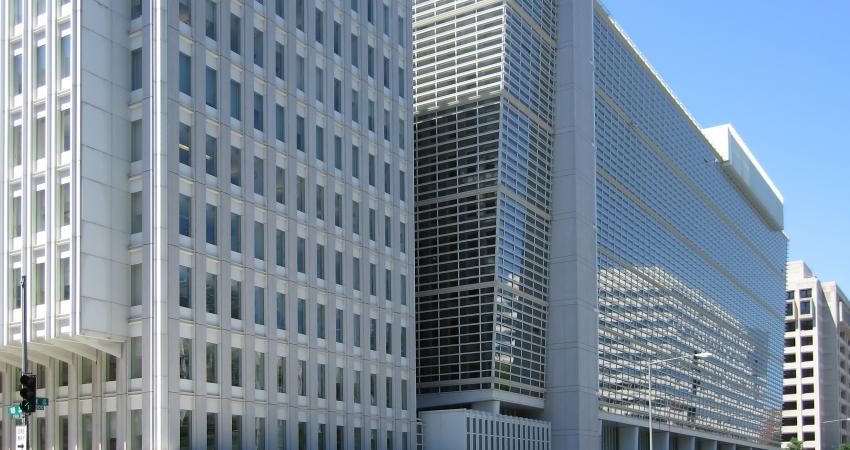 World_Bank_building_at_Washington