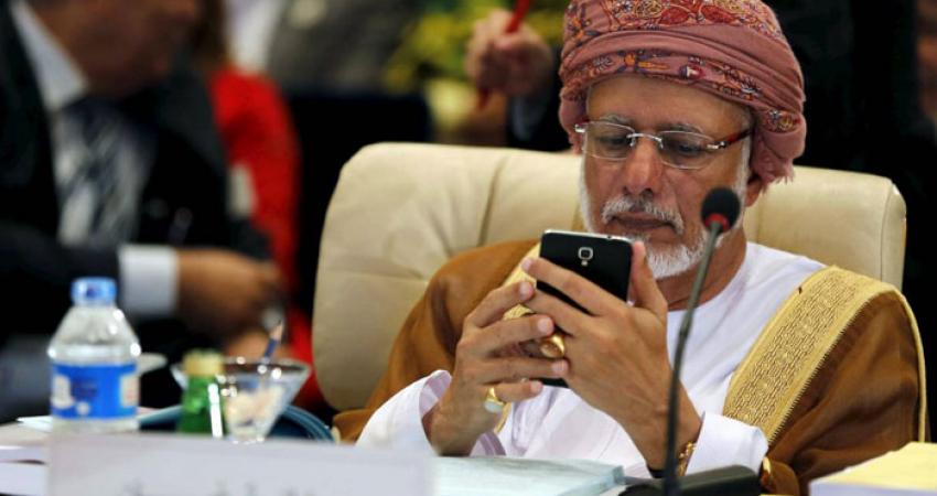 وزير الخارجية العُماني يوسف بن علوي