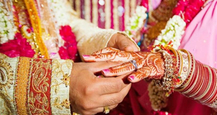 بسبب-واتساب..-عريس-هندي-يتخلي-عن-عروسه-في-يوم-الزفاف-750x430