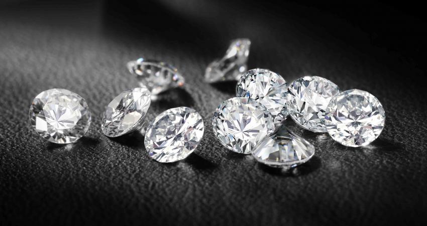 6-Gemstones-That-Can-Be-Used-As-Substitutes-For-Diamond