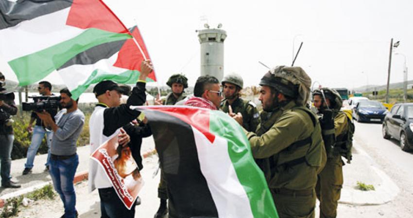 إصابات بالاختناق خلال قمع الاحتلال لمسيرة بنابلس