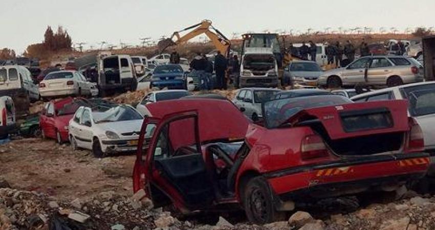 إتلاف 258 مركبة غير قانونية بالخليل