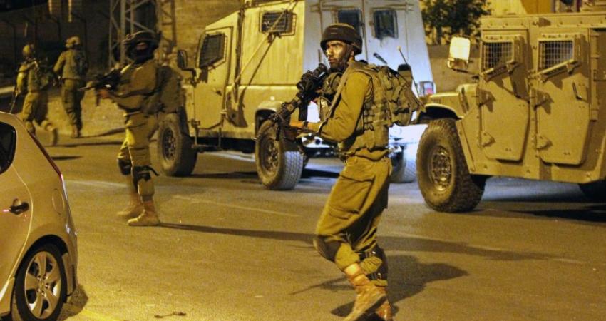 حملة اعتقالات واسعة بمدن الضفة المحتلة