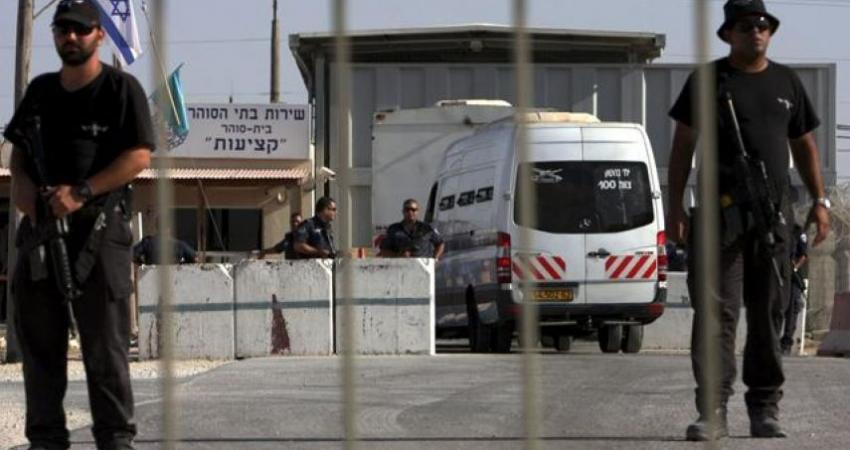 الاحتلال يحكم بسجن مقدسي وإبعاد اثنين عن الأقصى