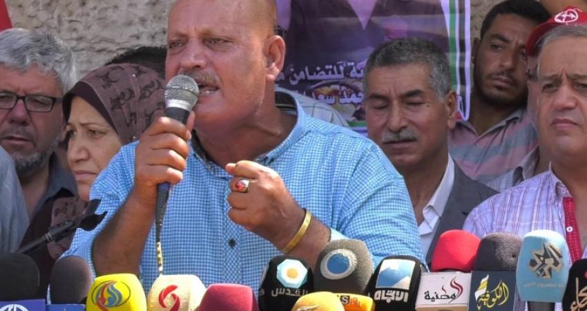 غزة: وقفة للتنديد باعتقال الاحتلال للنائب 