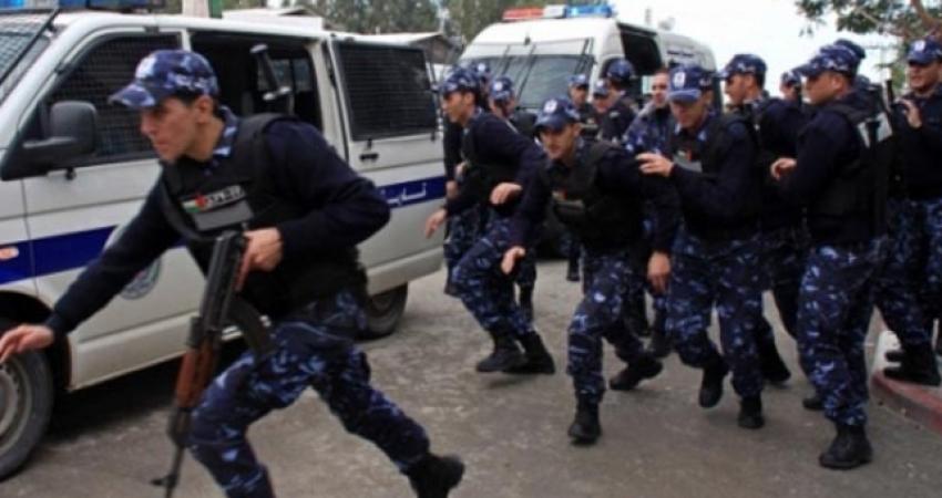 القبض على شخص ابتز مواطنة عبر "فيسبوك" في جنين