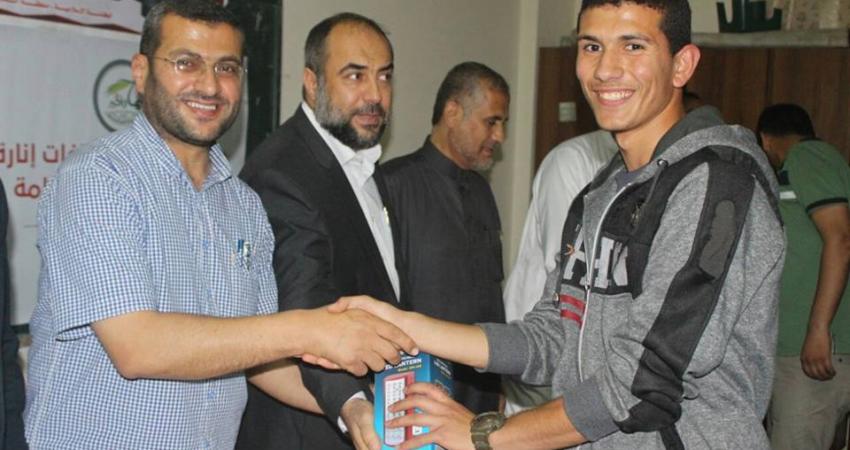 كشافات إنارة