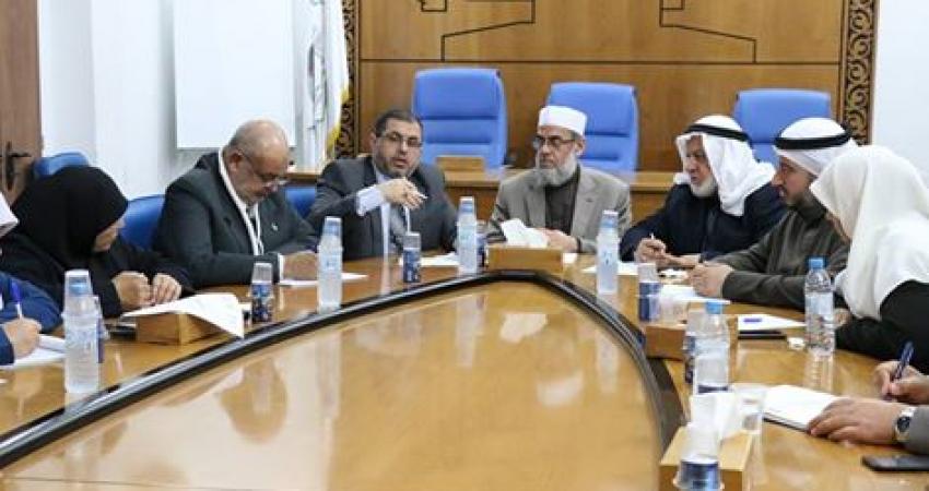 جلسة استماع لرئيس قطاع الصحة باللجنة الإدارية بغزة