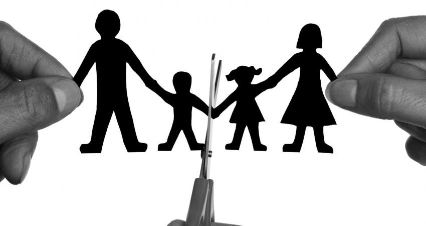 كيف تحمين أطفالكِ من تأثير الطلاق على مستقبلهم؟