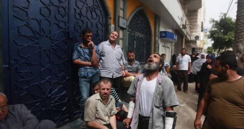 حماس تدين قطع الحكومة مخصصات أسر فقيرة بغزة